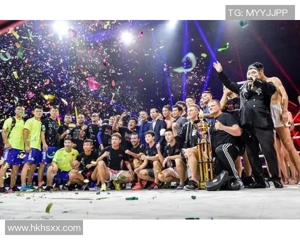 张展瑜与赵强激烈对决谁将成为新一代的搏击王者 张展瑜与赵强激烈对决谁将成为新一代的搏击王者