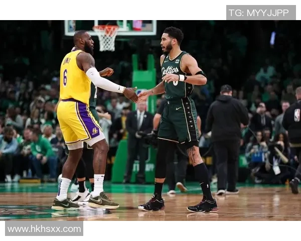 杰森塔图姆如何在NBA赛场上展现出超凡的领导力与竞技才能